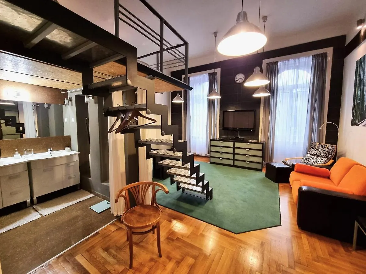 Z Loft Central Apartment Budapest